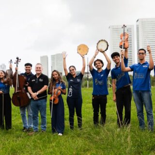 Transporte: melhor lugar de criança no carro é o meio do banco de trás
